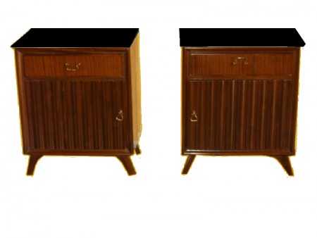 Coppia di comodini grissinati con marmo superiore design Osvaldo Borsani, noce, Italia,  anni'50